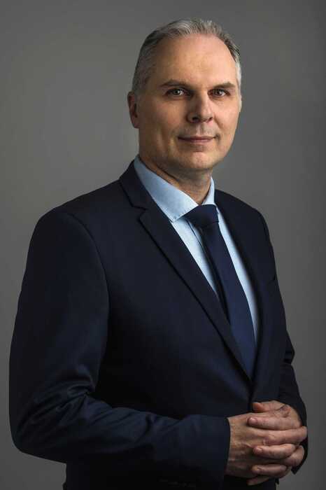 Dr George Mireas, ENT and facial plastic surgeon specializing in rhinoplasty in Athens, Greece